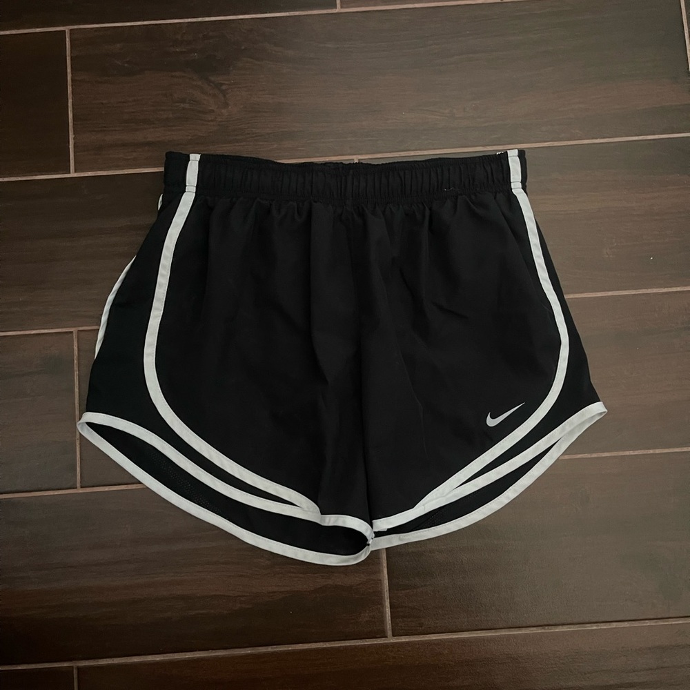Nike women’s shorts
